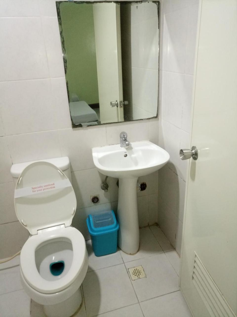 Vista Hotel Recto Manila Kültér fotó
