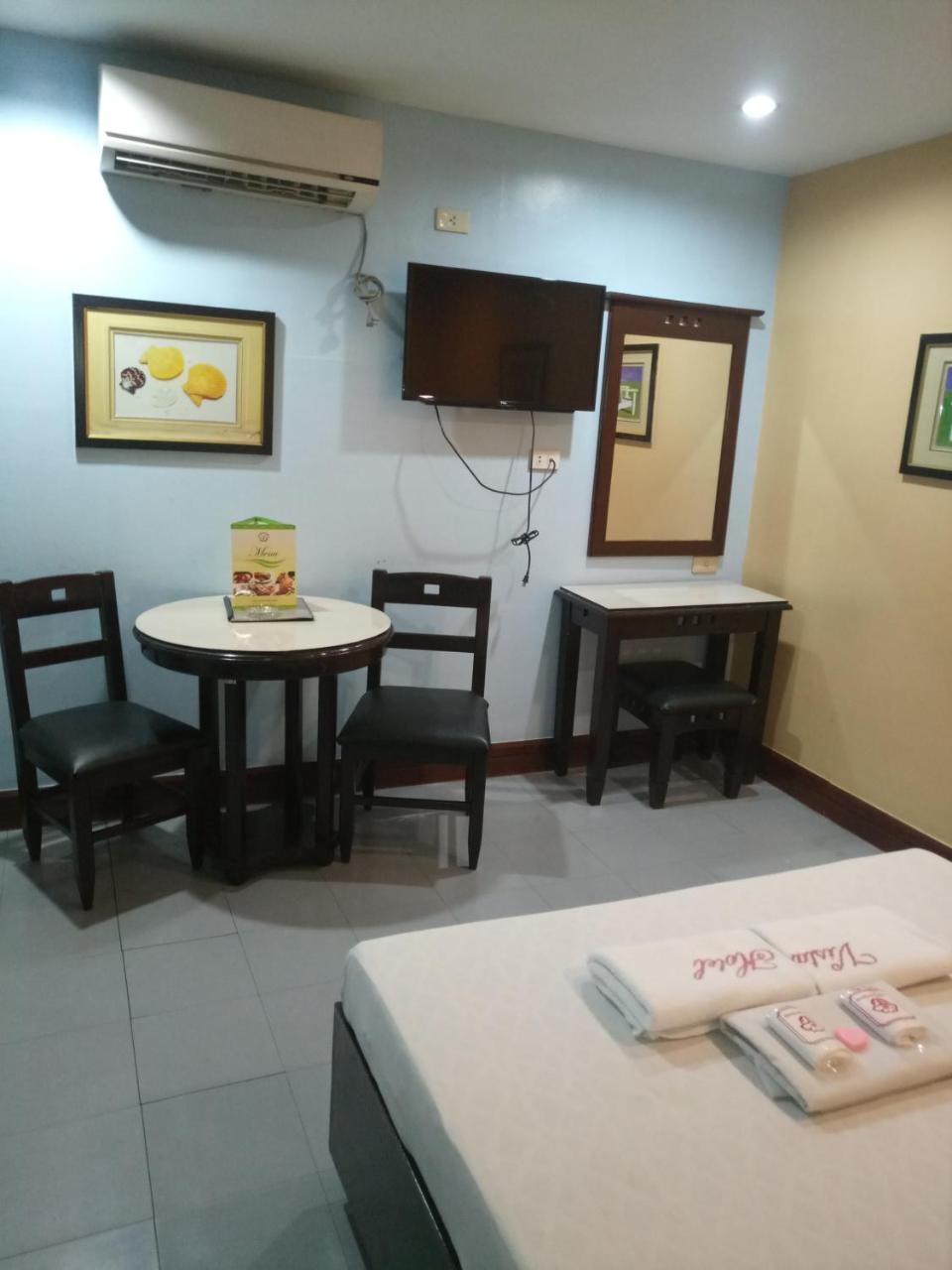 Vista Hotel Recto Manila Kültér fotó